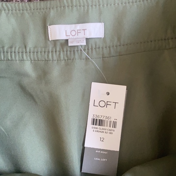 NWT LOFT Olive Green and Gold Faux Suede Pocket Shift Mini Skirt - Picture 2 of 7